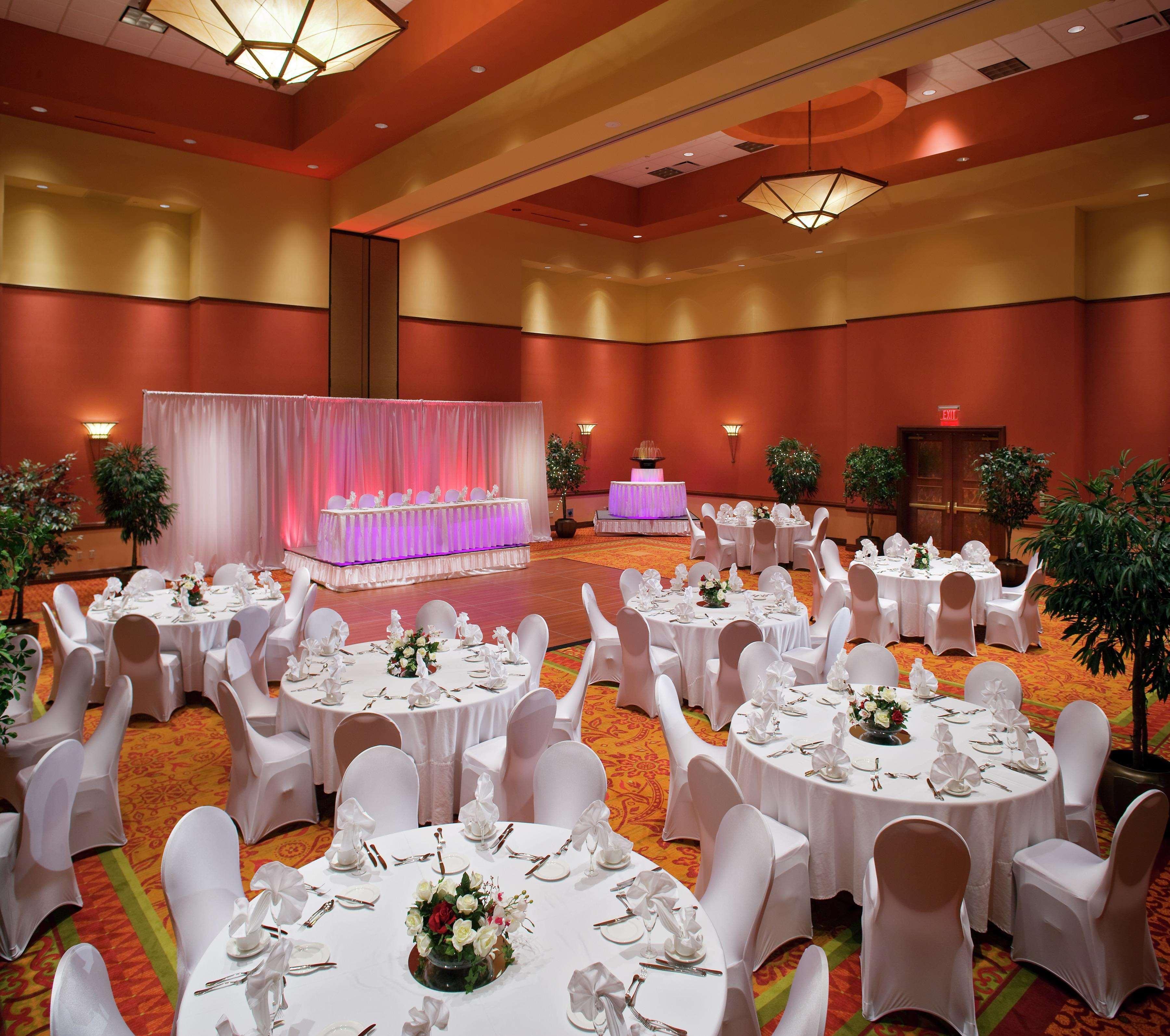 Embassy Suites By Hilton Norman Hotel & Conference Center Restoran fotoğraf